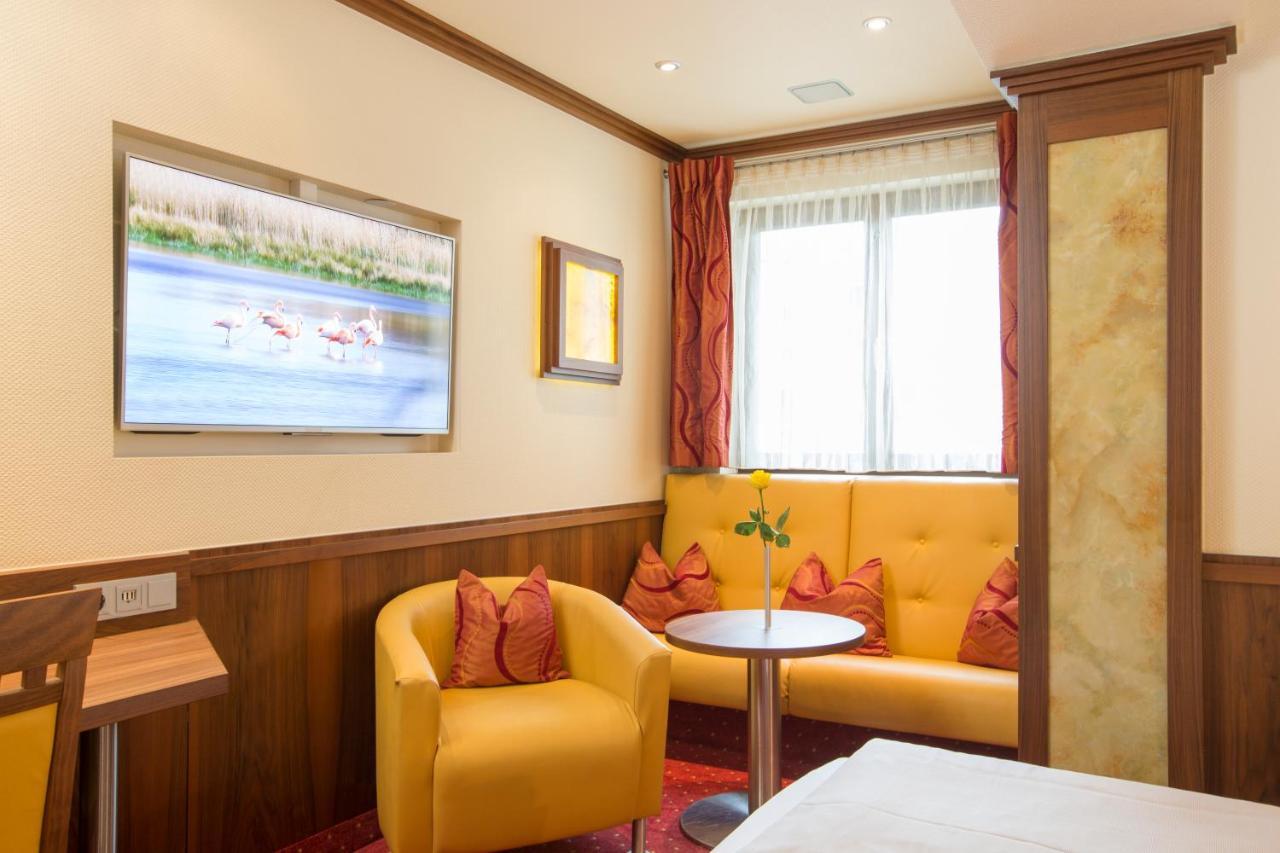 Hotel Petershof คอนสตานซ์ ภายนอก รูปภาพ