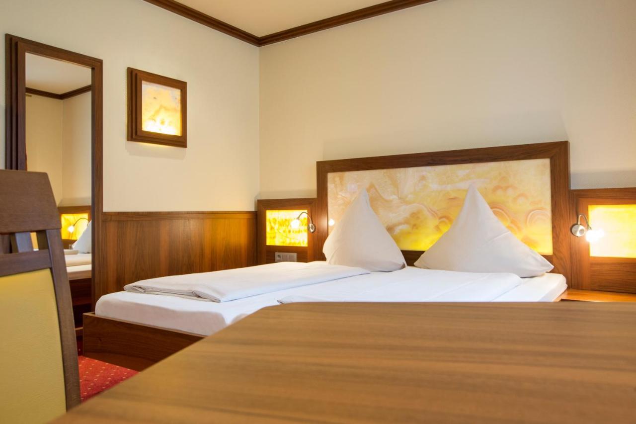 Hotel Petershof คอนสตานซ์ ภายนอก รูปภาพ