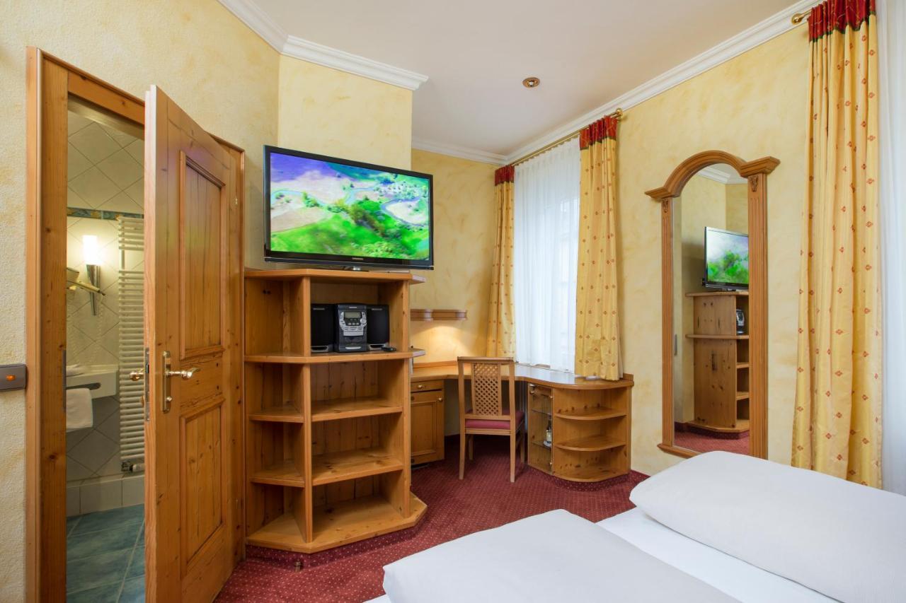 Hotel Petershof คอนสตานซ์ ภายนอก รูปภาพ