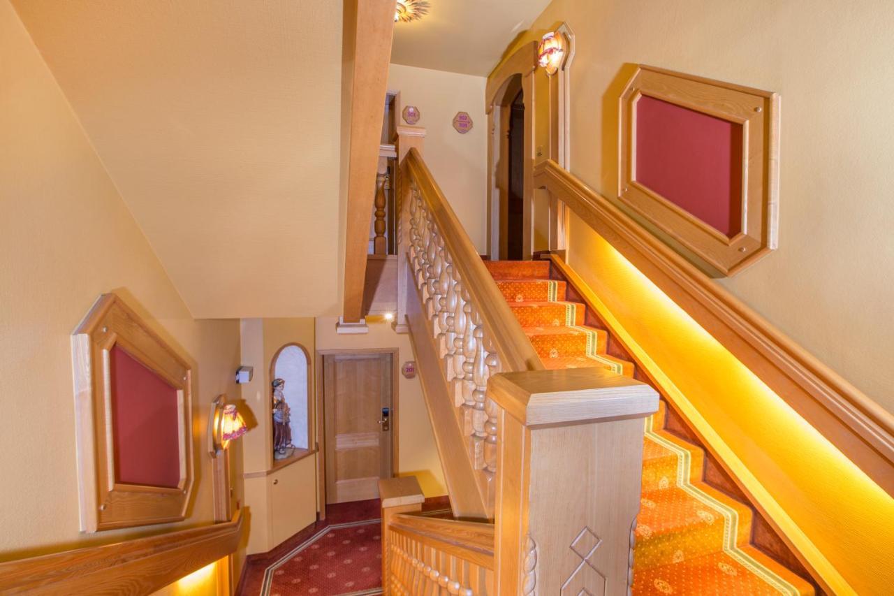 Hotel Petershof คอนสตานซ์ ภายนอก รูปภาพ