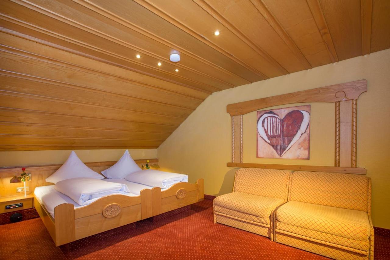 Hotel Petershof คอนสตานซ์ ภายนอก รูปภาพ